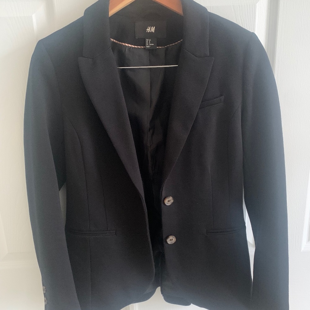 H&M black blazer-US size 8